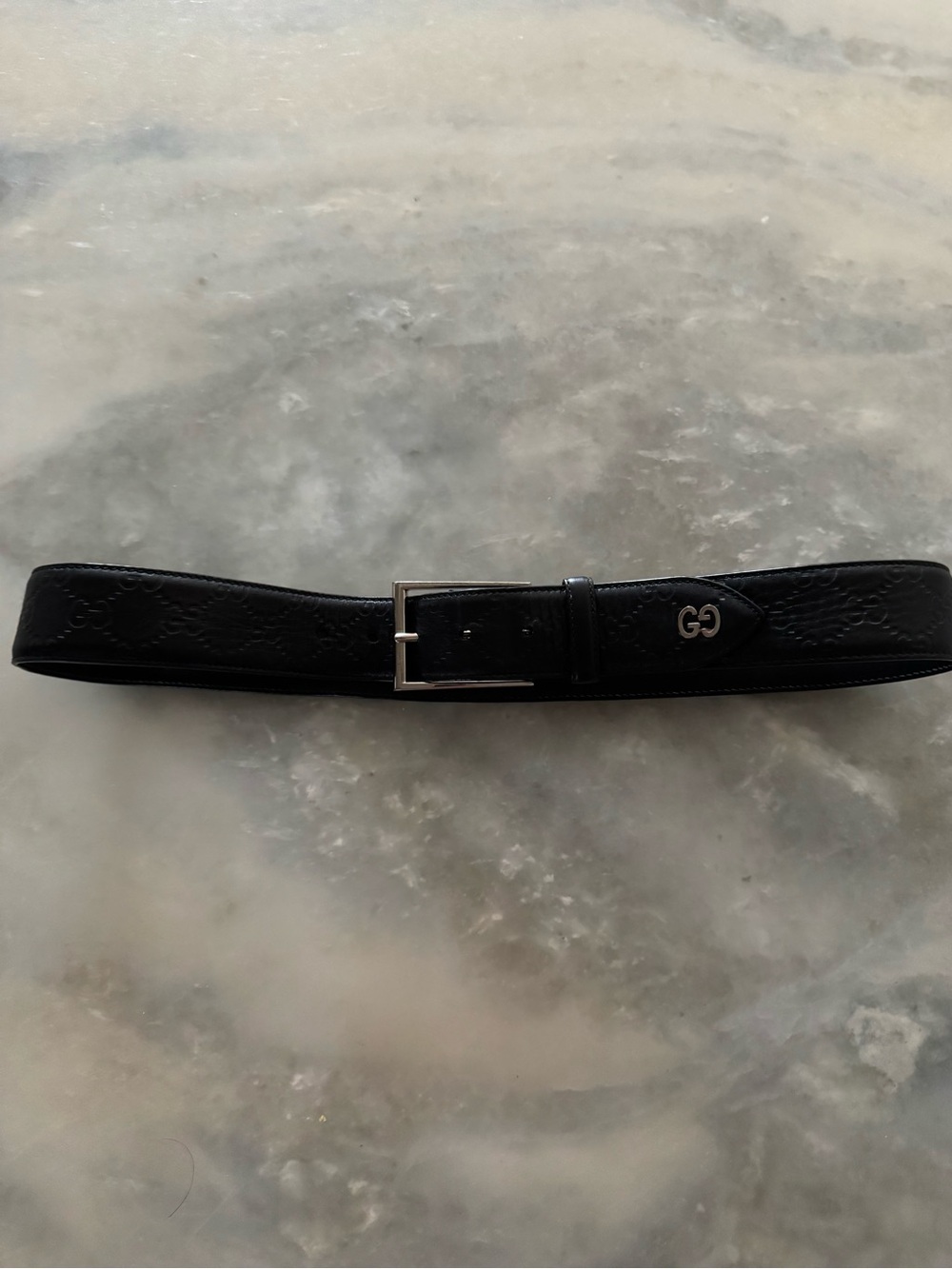 Gucci Signature Belt with GG Detail
1.5 Width Black